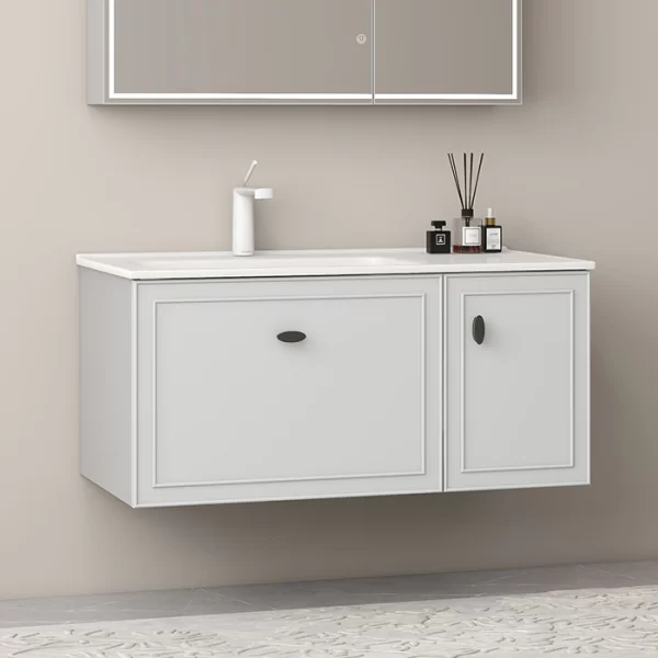 Soluciones a medida con armario blanco