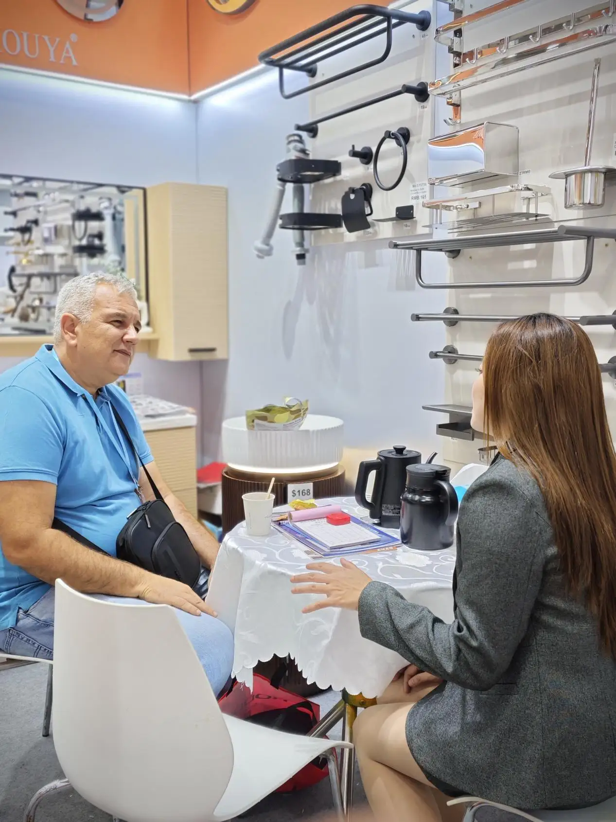 SHOUYA's Bathroom Vanity Shine at the 138th Canton Fair Networking(2)